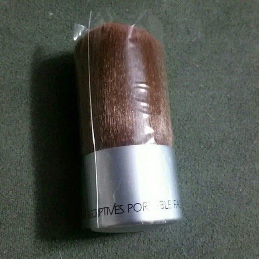 Prescriptives Portable Face Brush powder NEW